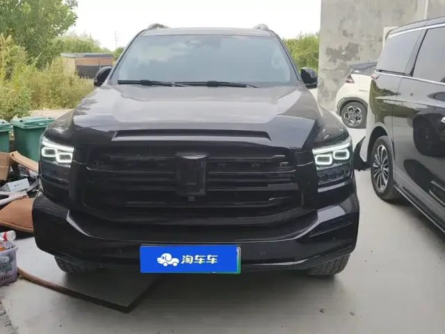 Tank Tank 500 EV 2024 Hi4-T Black Warrior Edition — Фото автомобиля 2