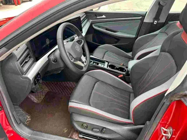 Volkswagen Lamando — Фото автомобиля 3