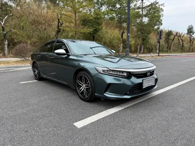Honda Inspire — Фото автомобиля 3