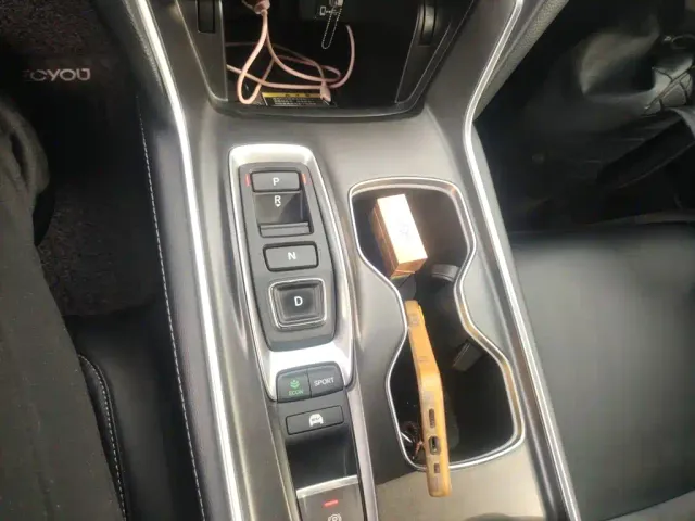 Honda Accord — Фото автомобиля 10