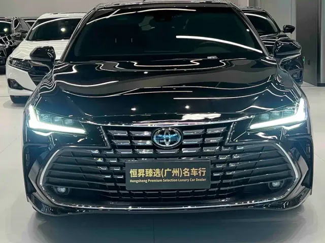 Toyota Avalon — Фото автомобиля 2