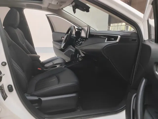 Toyota Corolla — Фото автомобиля 16