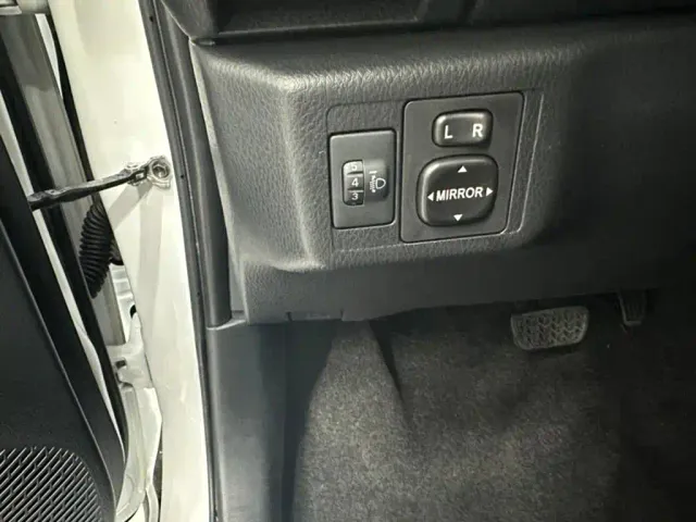 Toyota YARiS L Zhi Xuan — Фото автомобиля 14