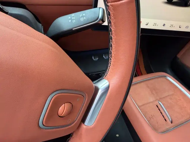 Changan Qiyuan E07 — Фото автомобиля 10