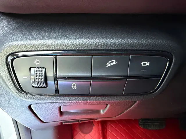 GAC Trumpchi M6 — Фото автомобиля 10