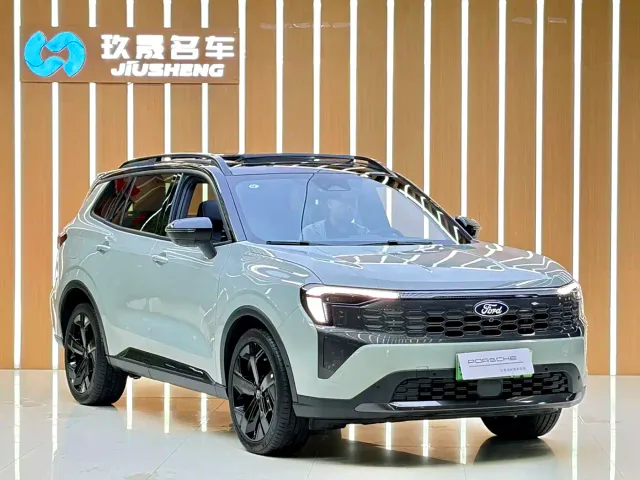 Ford Lingrui — Фото автомобиля 3