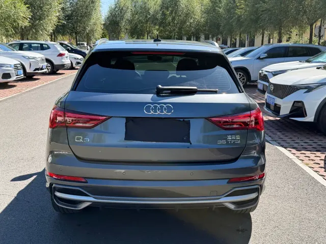 Audi Q3 — Фото автомобиля 5