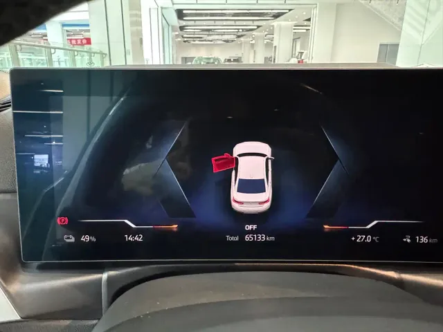 BMW i3 — Фото автомобиля 10