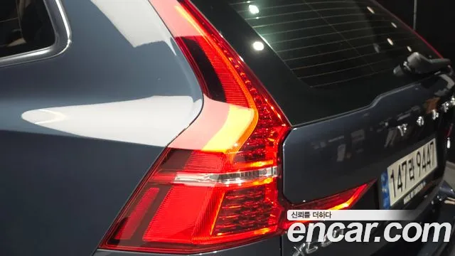 Volvo XC60 2nd Gen — Фото автомобиля 8