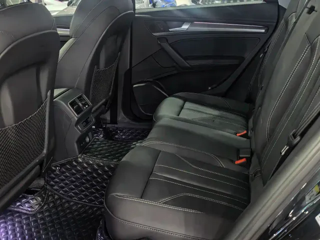Audi Q5L — Фото автомобиля 7
