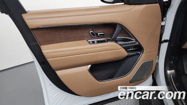 Land Rover Range Rover — Фото автомобиля 19