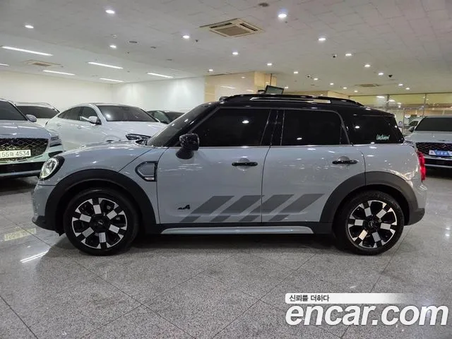 MINI Countryman — Фото автомобиля 3
