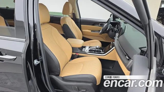 Kia Carnival 4th Gen — Фото автомобиля 12