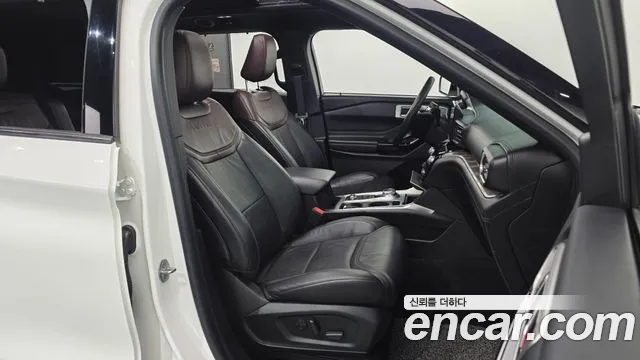 Ford Explorer 6th Gen — Фото автомобиля 16
