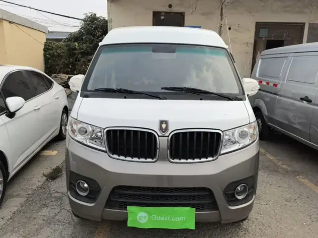 Jinbei New Hiace X30L — Фото автомобиля 2