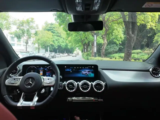 Mercedes-Benz GLA-Class AMG — Фото автомобиля 14
