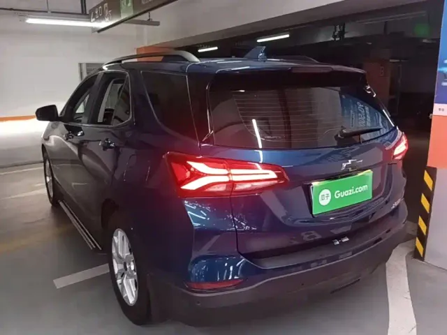 Chevrolet Equinox — Фото автомобиля 4