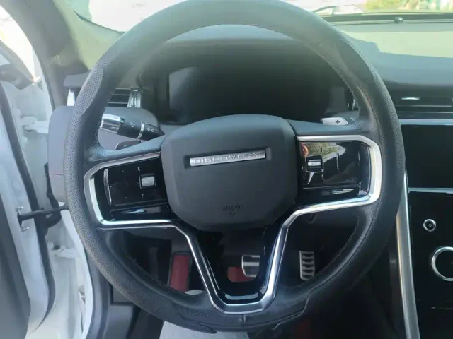 Land Rover Discovery Sport — Фото автомобиля 15