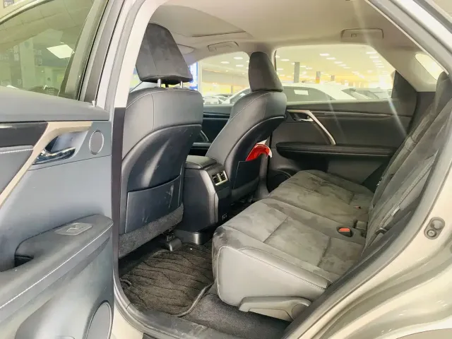 Lexus RX — Фото автомобиля 8