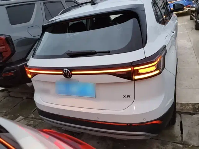 Volkswagen Tharu — Фото автомобиля 5