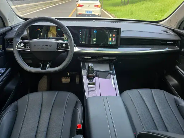Roewe Roewe RX5 MAX 2022 1.5T Auto Promising Luxury Edition — Фото автомобиля 11