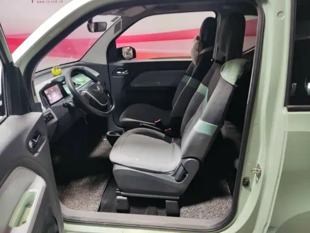 Wuling Hongguang Mini EV — Фото автомобиля 6