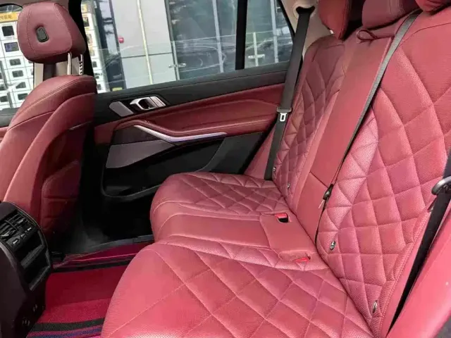 BMW X5 — Фото автомобиля 10