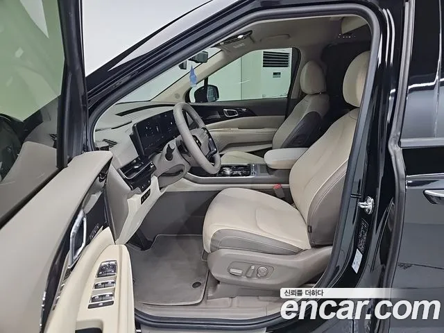 Kia Carnival Generation 4 — Фото автомобиля 16