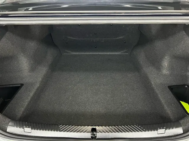 BMW 5 Series — Фото автомобиля 28