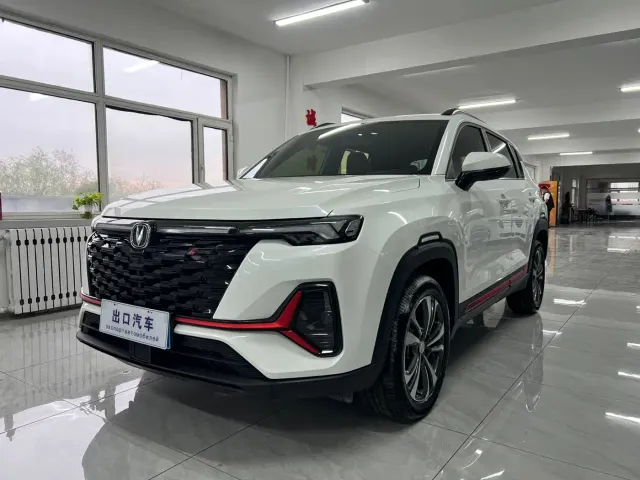 Фотография автомобиля — Changan CS35 Plus