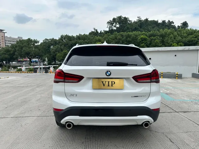 BMW X1 — Фото автомобиля 8