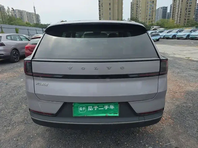 Volvo Volvo XC70 Plug-in Hybrid 2025 Standard — Фото автомобиля 5