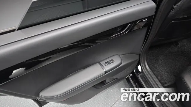 Hyundai Grandeur GN7 — Фото автомобиля 14