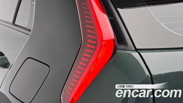 Kia Niro The All New Niro Signature — Фото автомобиля 23
