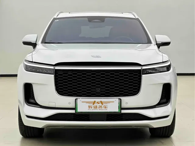 Li Auto ONE — Фото автомобиля 3