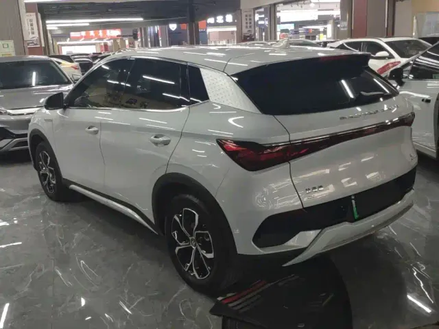 BYD Yuan PLUS — Фото автомобиля 4