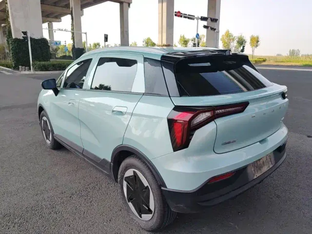 Geely Geometry E Firefly — Фото автомобиля 4