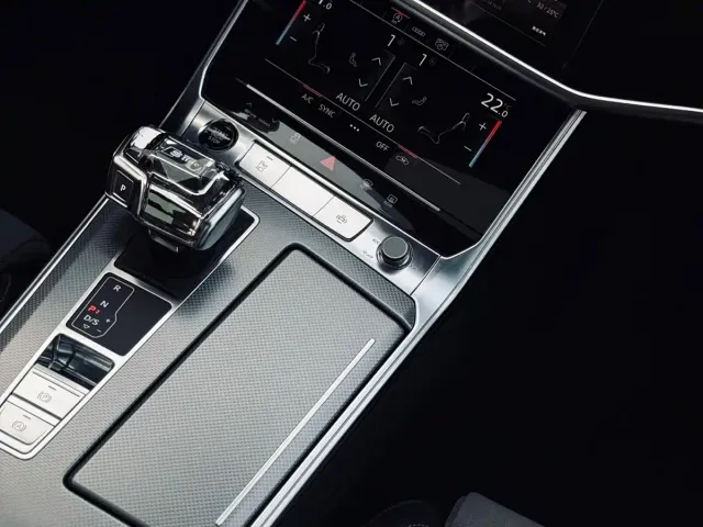 Audi A6L — Фото автомобиля 9