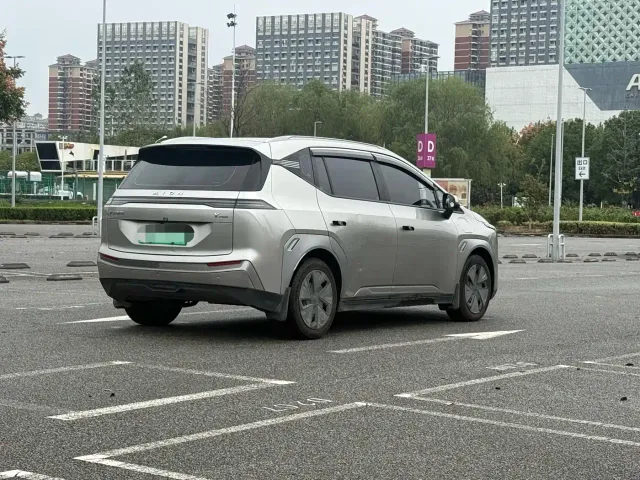 GAC Aion Y — Фото автомобиля 9