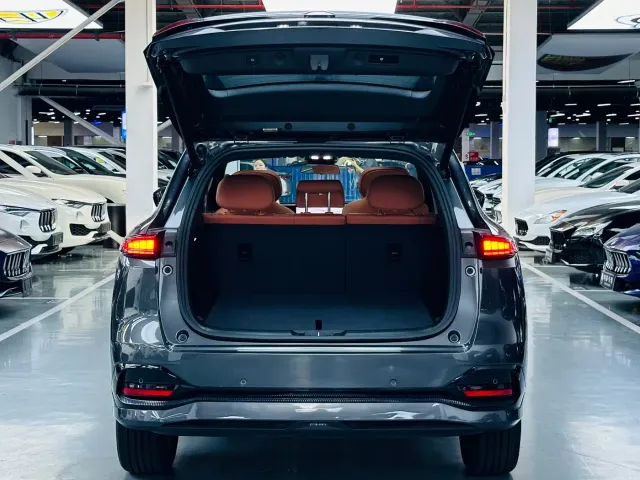 Changan CS75 Plus — Фото автомобиля 11