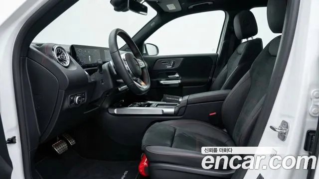 Mercedes-Benz EQB — Фото автомобиля 10