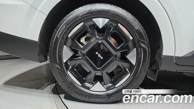 Kia Carnival 4th Gen — Фото автомобиля 5