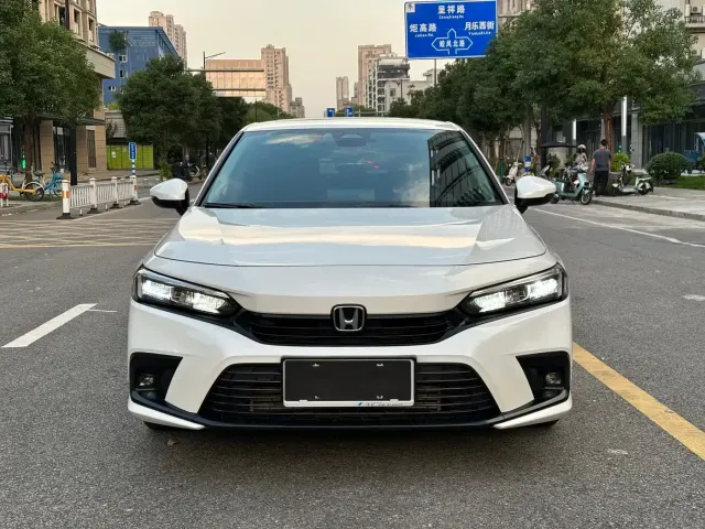 Honda Civic — Фото автомобиля 2