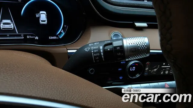 Genesis GV70 — Фото автомобиля 27