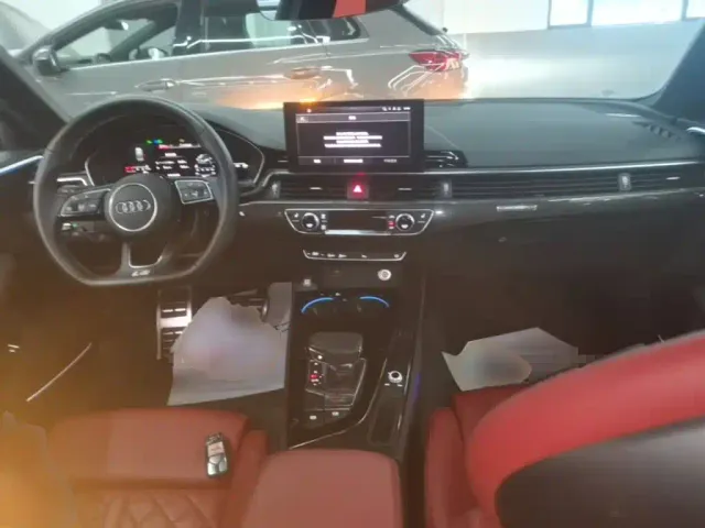 Audi S4 — Фото автомобиля 9