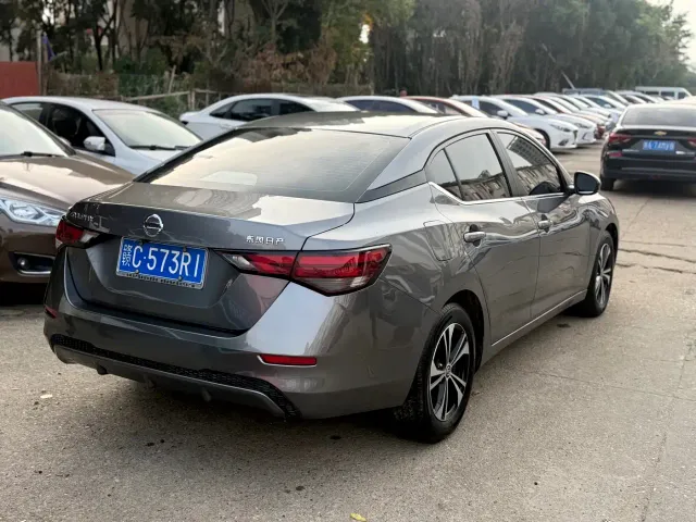 Nissan Sylphy — Фото автомобиля 5