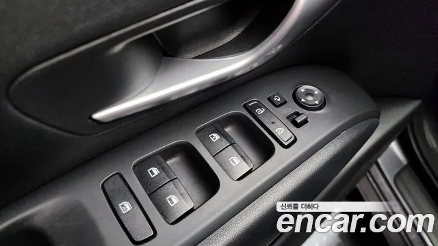 Hyundai Tucson Tucson (NX4) Дизель 2.0 2WD — Фото автомобиля 18