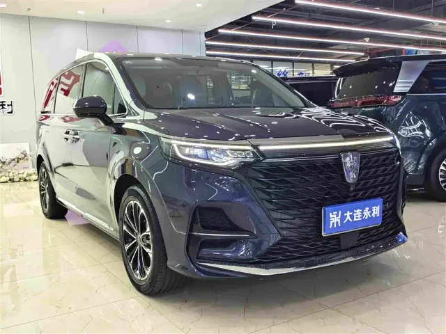 Roewe iMAX8 — Фото автомобиля 3