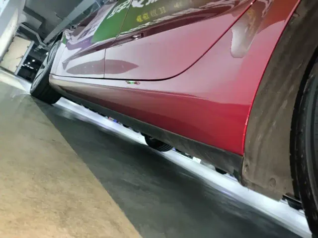 Tesla Model 3 — Фото автомобиля 21