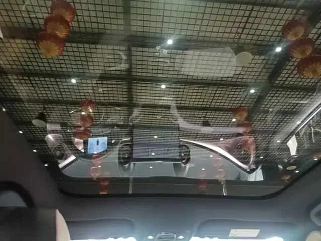 BYD Dolphin 2021 Model 405km Fashion Edition — Фото автомобиля 17